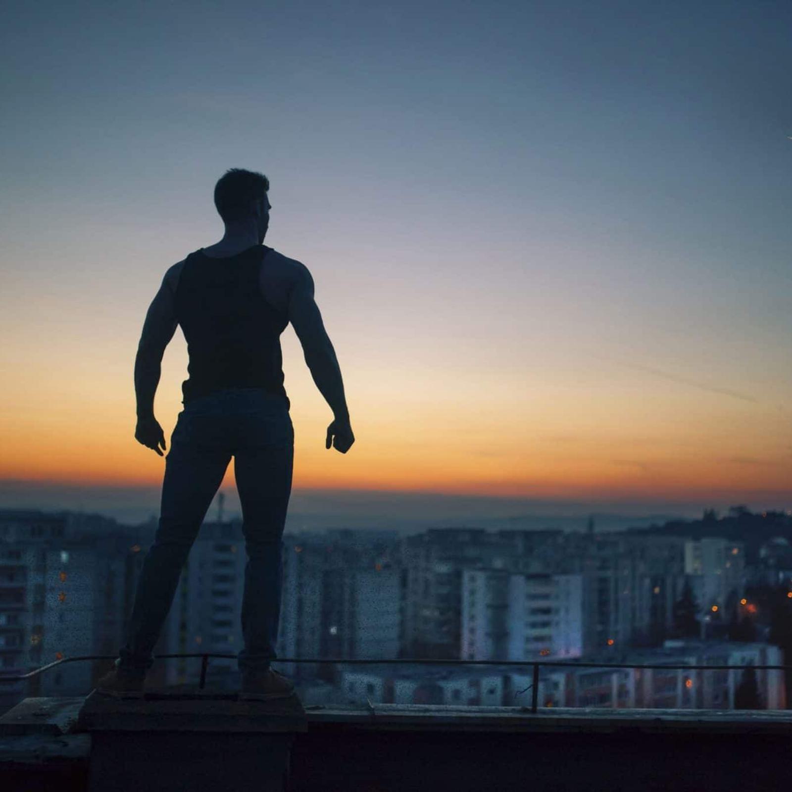 Optimale provides men in the UK with medical services and advice to treat the symptoms of low testosterone.